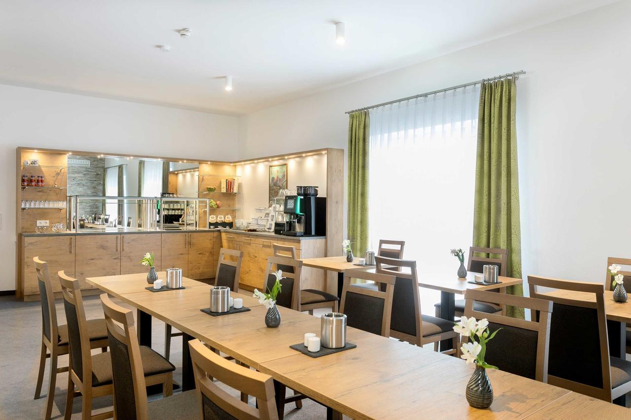 Hotel Kern Garni Walddorf  Εξωτερικό φωτογραφία