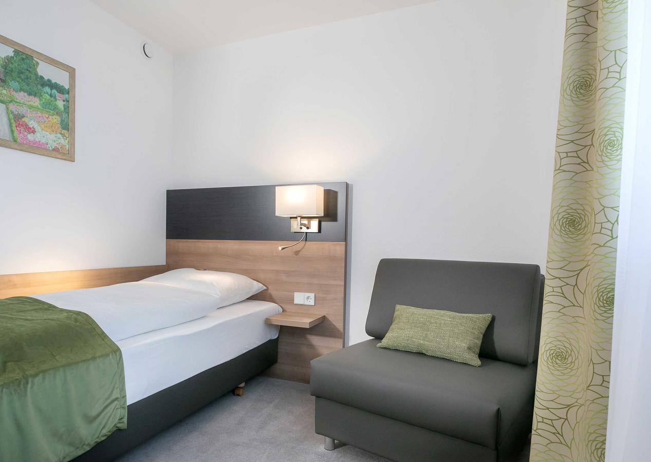 Hotel Kern Garni Walddorf  Εξωτερικό φωτογραφία